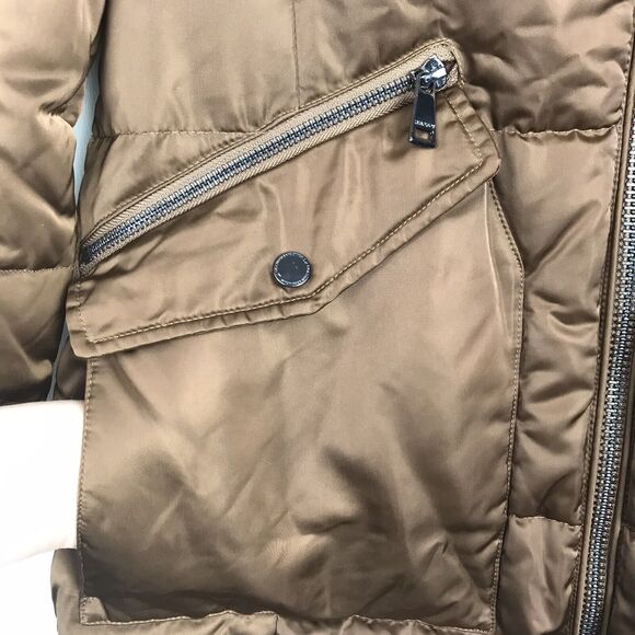 1 Madison Parka Down Puffer Cognac Brown Hooded Pockets Medium FLAW - Picture 7 of 15